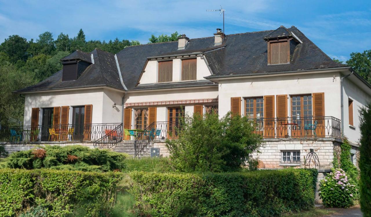 Le Curieux De Conques Bed & Breakfast Saint-Cyprien-sur-Dourdou Dış mekan fotoğraf