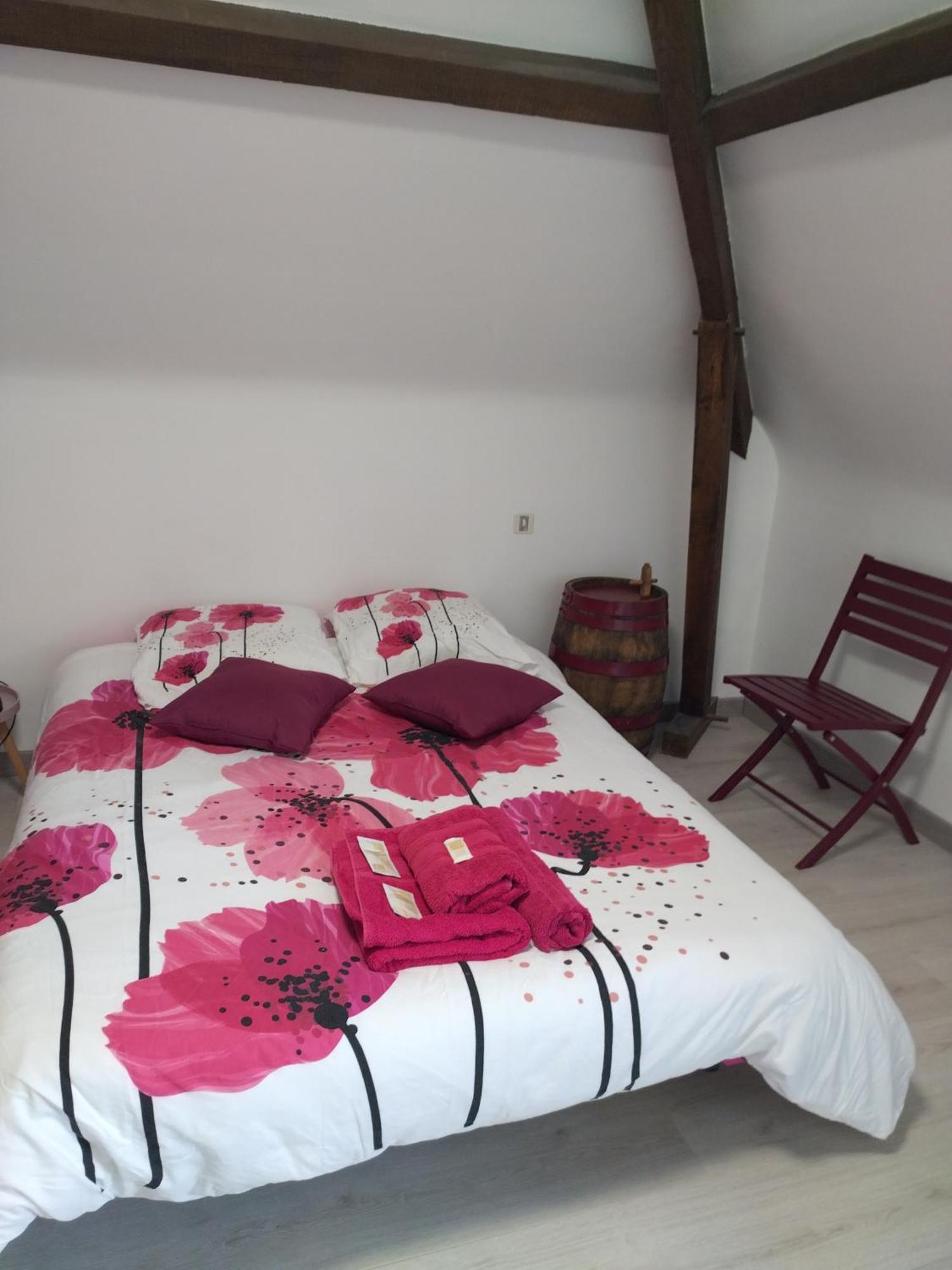 Le Curieux De Conques Bed & Breakfast Saint-Cyprien-sur-Dourdou Dış mekan fotoğraf