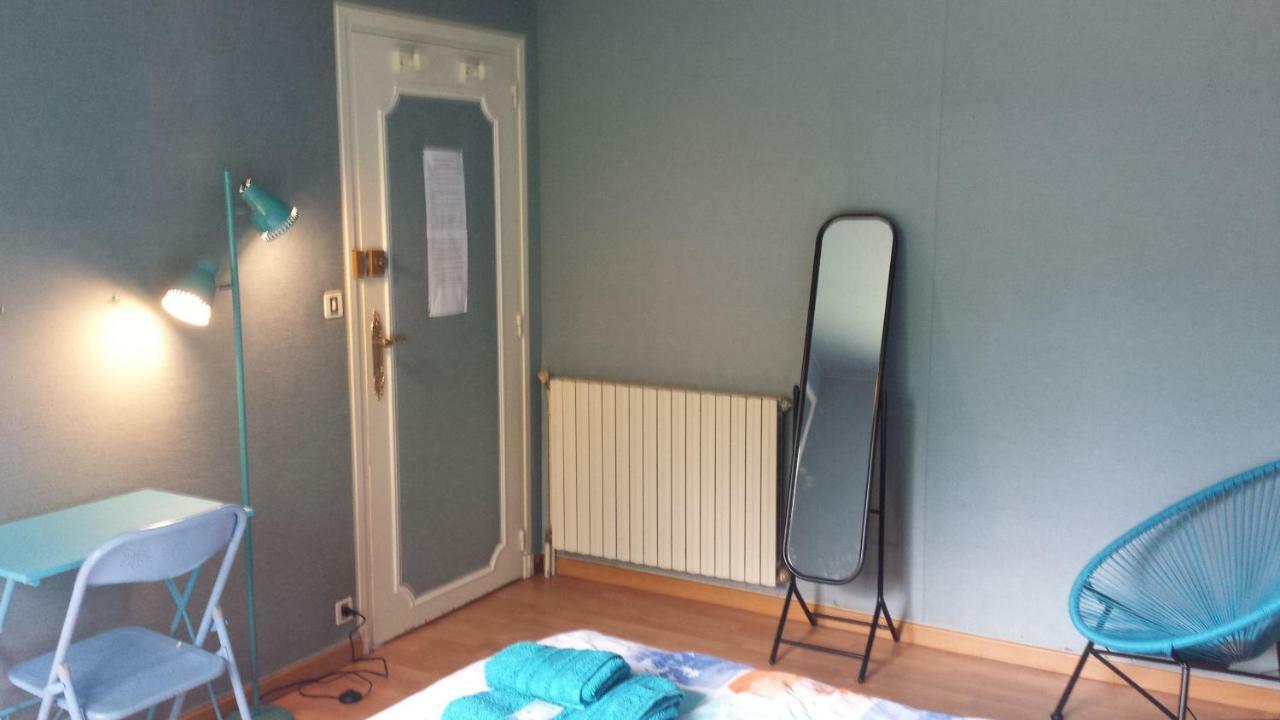 Le Curieux De Conques Bed & Breakfast Saint-Cyprien-sur-Dourdou Dış mekan fotoğraf